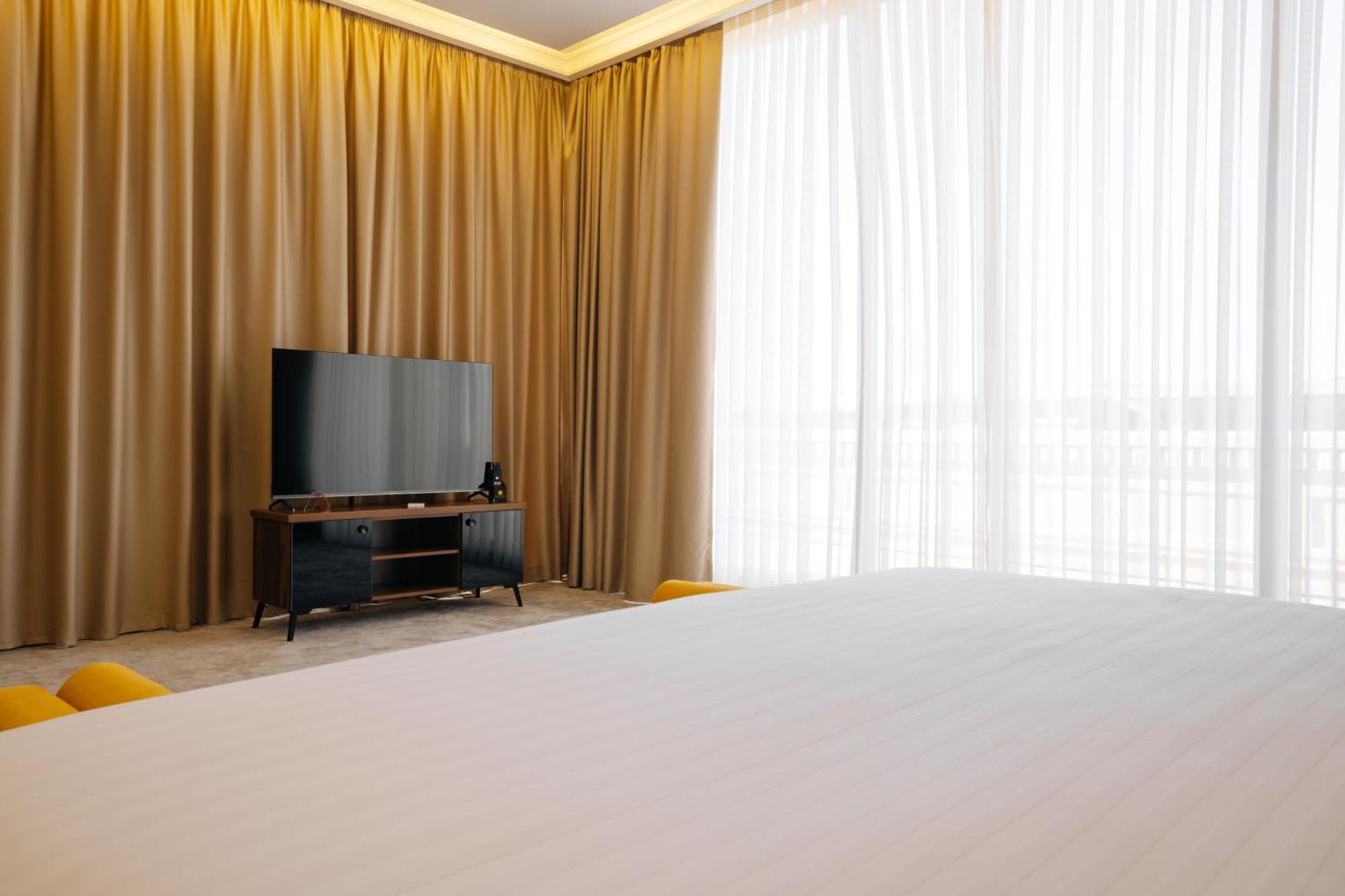 Kohinur Plaza Hotel Самарканд Екстериор снимка