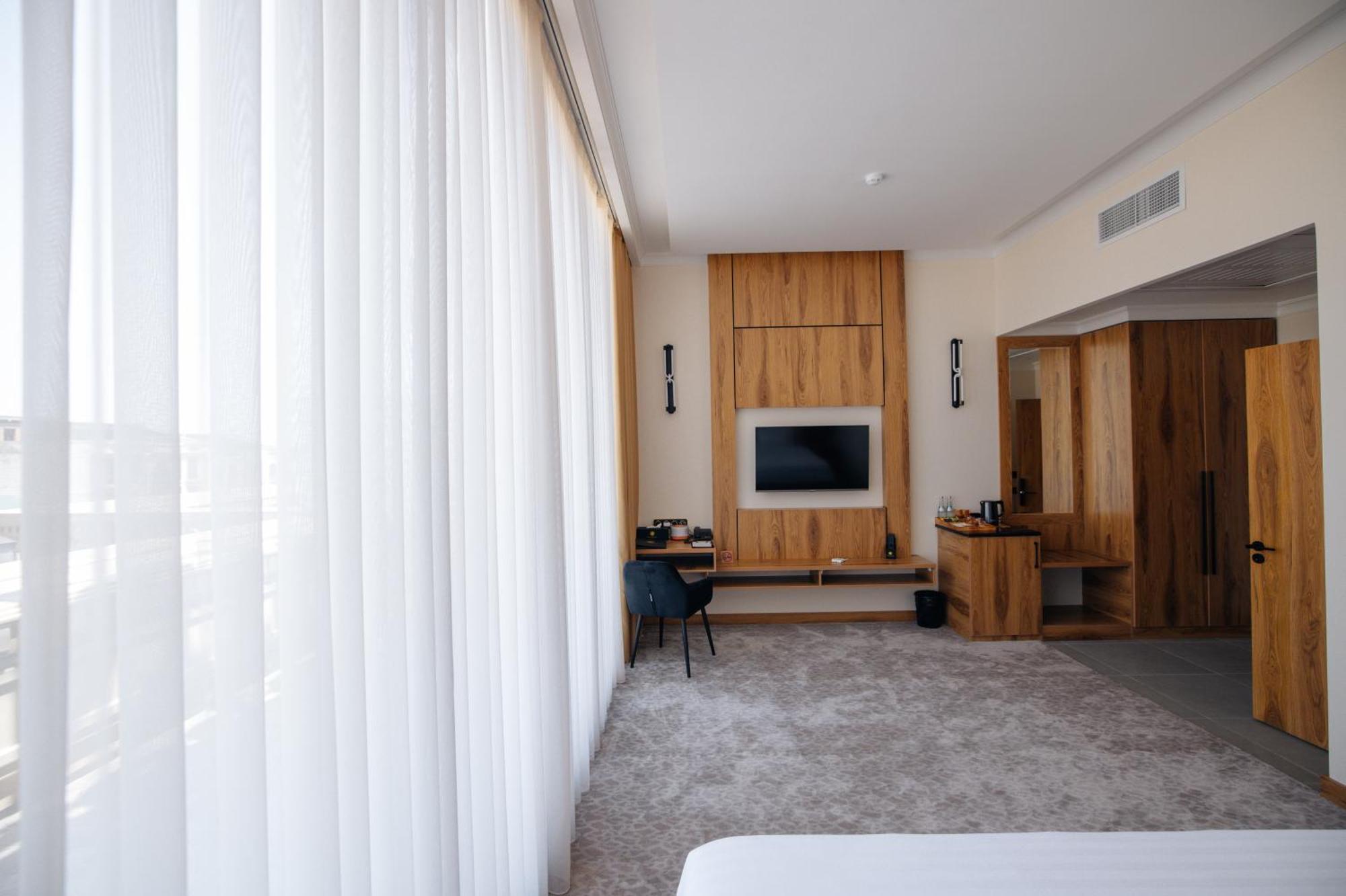 Kohinur Plaza Hotel Самарканд Екстериор снимка