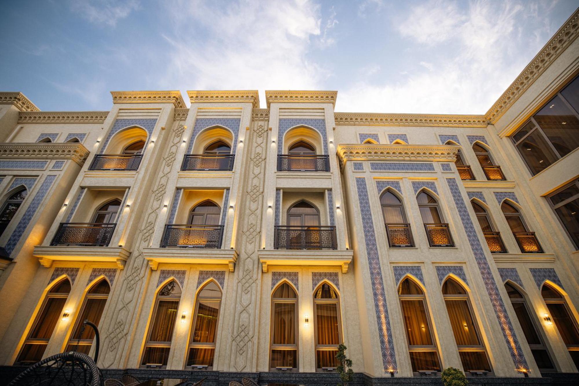 Kohinur Plaza Hotel Самарканд Екстериор снимка